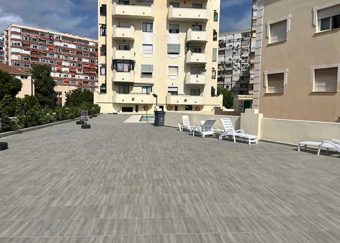 Mrv Centro Piscina Y Parking Apartment